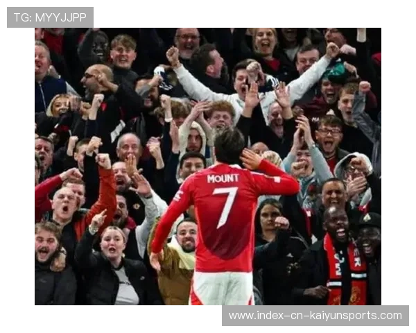 曼联球迷“留发应援”火上热搜，红魔连胜信念回归