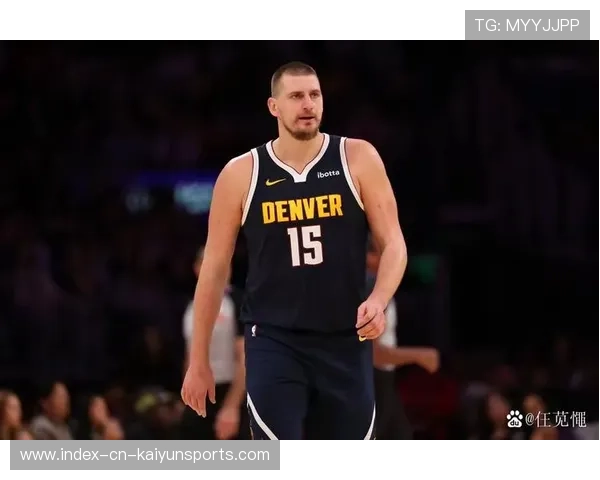 约基奇背身强攻再次命中，掘金无人能挡