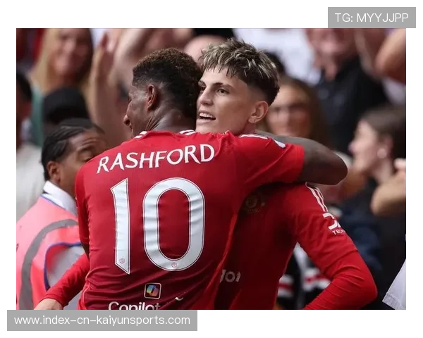 拉什福德弧顶抽射踢破僵局